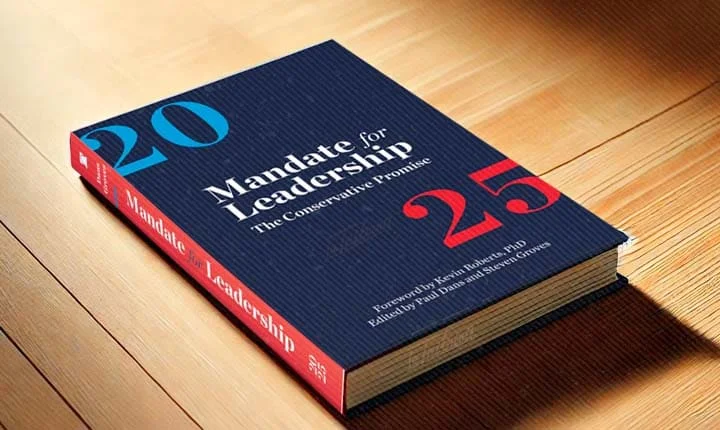 Libro 'Mandate for Leadership 2025', base ideológica del Proyecto 2025 en Estados Unidos. Imagen para La Tribuna.