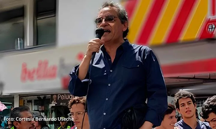 Bernardo Useche alertando sobre el modelo de salud del magisterio durante una intervención pública. Foto cortesía para La Tribuna.